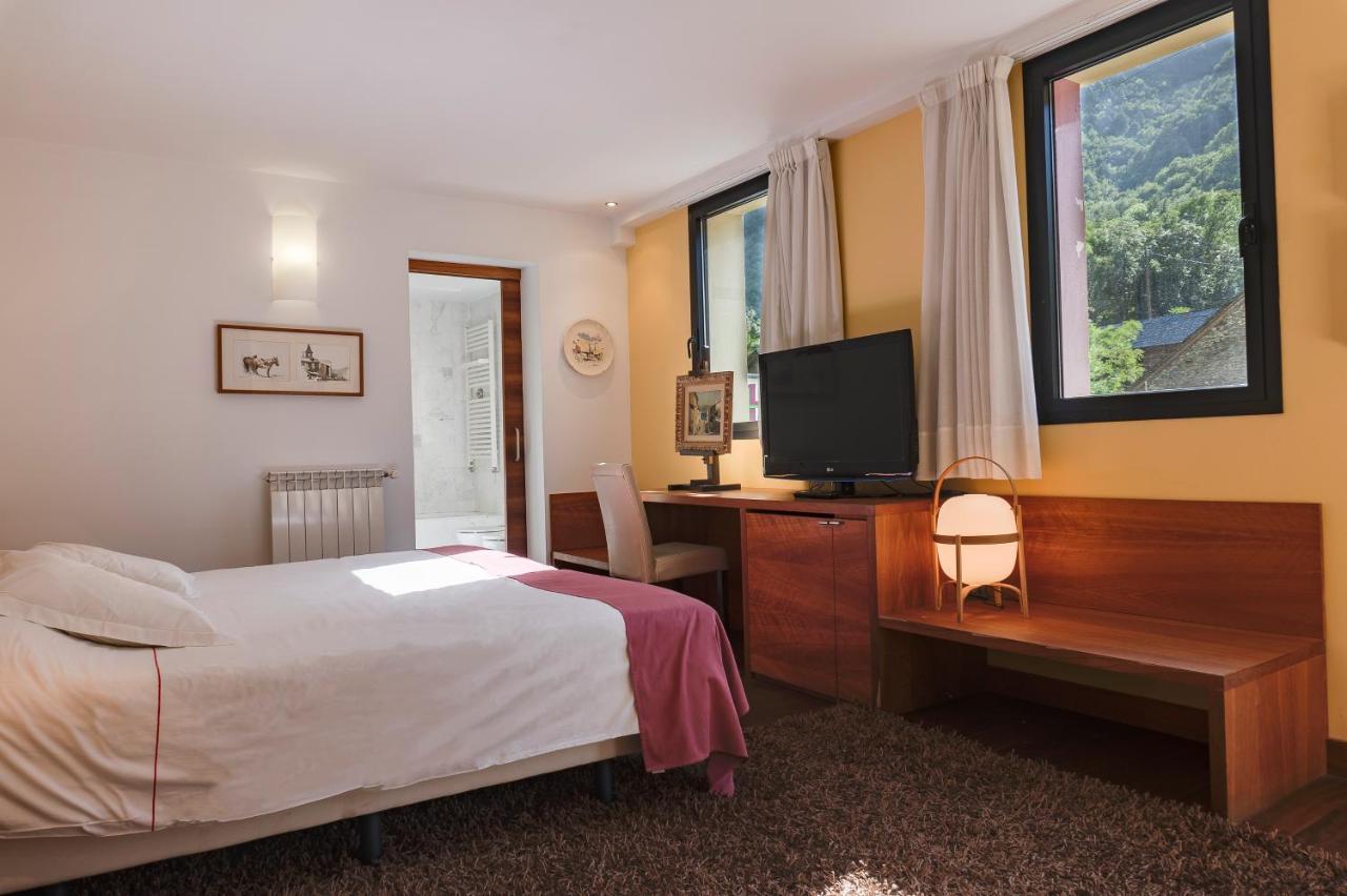 Hotel Cardós Ribera de Cardós Kültér fotó